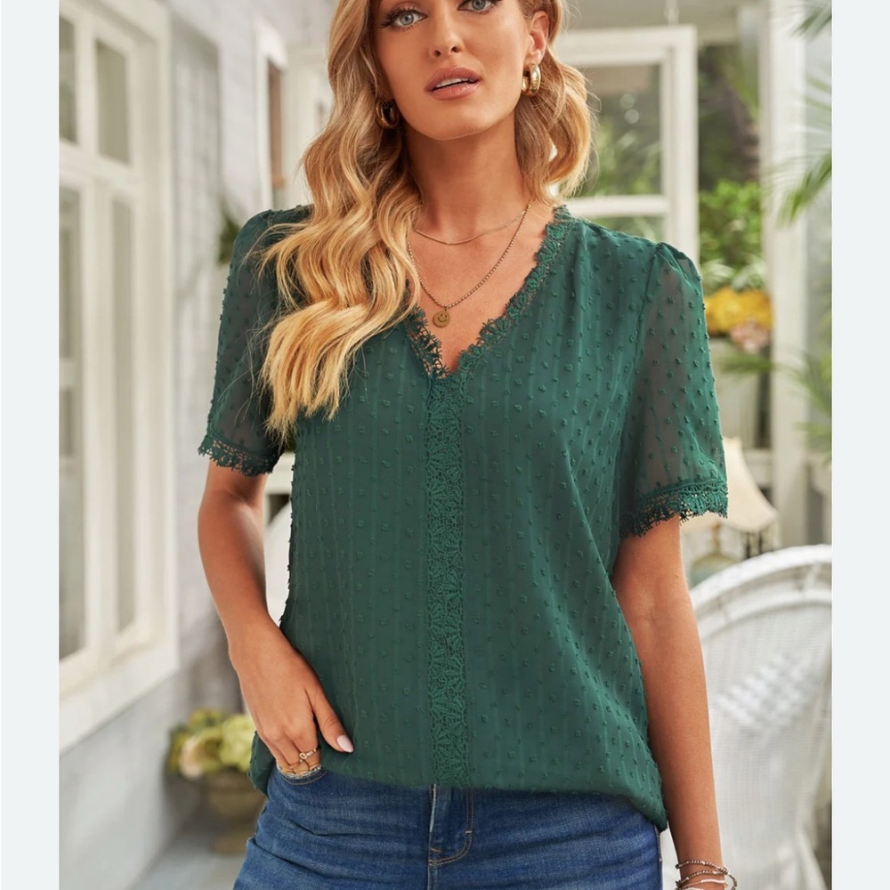 Emerald Green Lace Blouse with Relaxed Fit‎